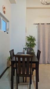 Scenic 2BR Penthouse with Samal Island View