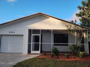 Affordable stay in Delray