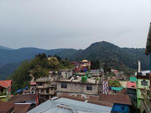 Hotel PP Paharer Pothe Homestay
