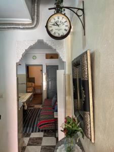 مرحبا بيك عندنا