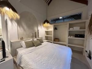1 BR Villa - Walk to Canggu Beach