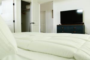 The Sunset Corner - Ideal for Extended Stays
