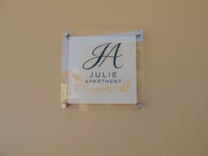 Julie Apartment
