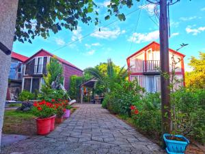 Makhos Cottage