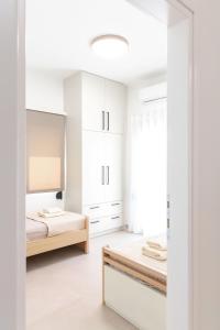 Marikas bright luxury apartment
