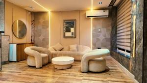 Tabata Hotel