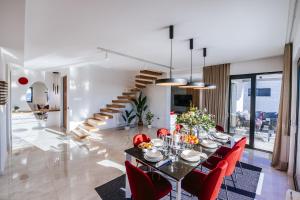 My Dalmatia - Luxury Villa AMore with private heated pool, sea view terrace and home gym