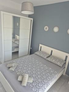 Blue Sky Apartments