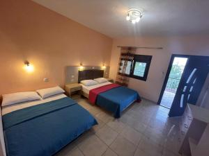 Sissys Suites San Antonio Beach Potos Thassos