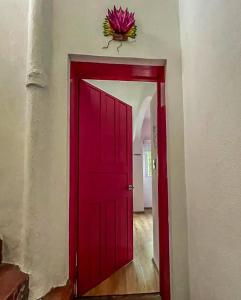 Suite Rosa con Balcón en el Corazón de Oaxaca
