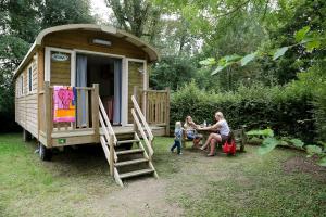 Campings Camping le Nid du Parc : photos des chambres