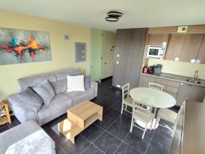 Appartement, parking, vue mer - 6 pers. - FR-1-675-57
