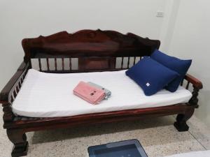 Juno House, a spacious and quiet home near Hat Yai Village