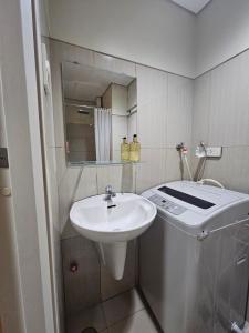 Shell Residences MOA - The Executive Suites