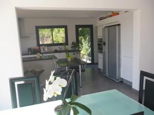 Villas Villa charmante a Eyragues avec piscine privee : photos des chambres