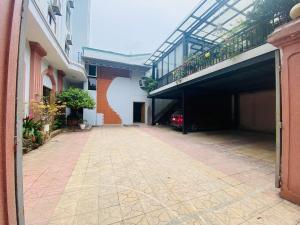 Khách sạn AMI