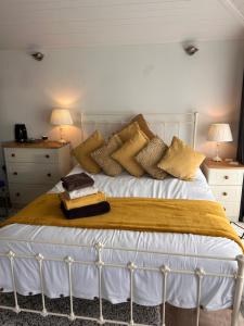 Stylish Cabin in East Sussex near Newhaven ferry