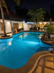 Superbe villa au calme à Pattaya