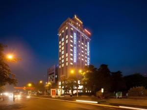 Royal Palace Hotel