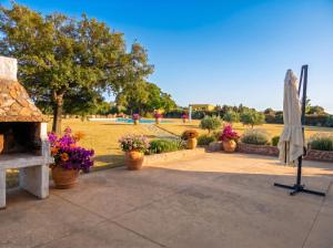 Villa Ulivo with private pool, large garden and parking