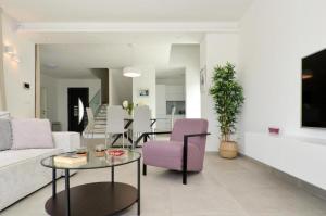 Villa VIIAN private pool,bbq,parking