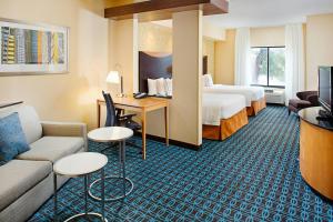 Fairfield Inn & Suites by Marriott San Antonio SeaWorld Westover Hills