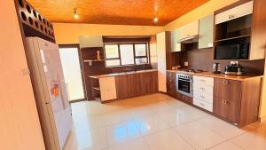 Mbalas Holiday Home