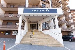 Pino Bianco 1 - Balkan Hill 1, Vila Peković