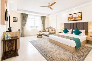 Hotel West End Delhi Airport With Airport Drop