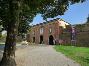 Gelso Rosso, Romantic stay in the Old Garden
