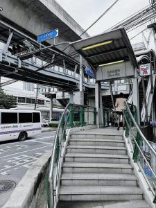 2BR Bangkok home BTS Sukhumvit line Udomsuk