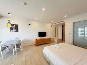 Gold Coast Premium Apartment