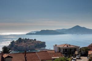 BMV apartment 1 with sea view