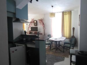 Hostel Papagal