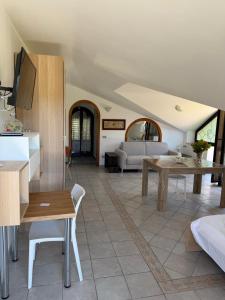 VICINO AL MARE Parmenide Apartment