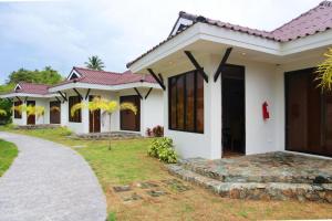 Dolores Tropicana Resort & Hotel