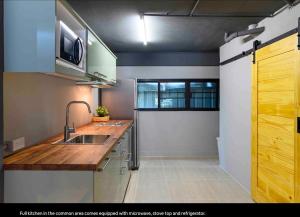 Copper - Private Room, City Center, MRT, Wi-Fi, A1