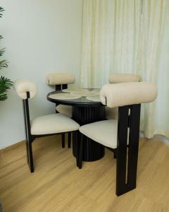 Westlands 13th Floor 1bedroom Marina Bay Square