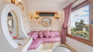 Oasis Hotel