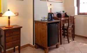 B&B Hibiscus