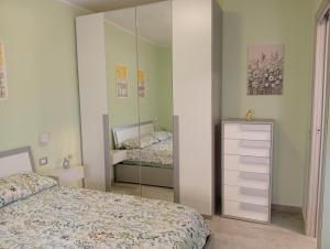 Appartamento Salvia, veranda e giardino a 75 m dal mare