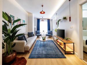 Elegant 3 Bedroom Apt Near Taksim At Monnas Suite