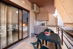 Balcony Studio - Outdoor Kitchen - Uji i Ftohtë