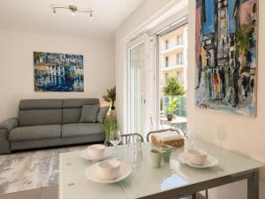 Emerald Apartment City Center