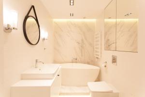 Mint Luxury Apartments at the Main Square