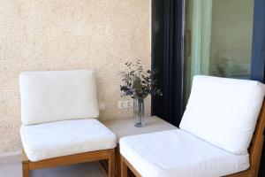 Valencia Doble A Deluxe