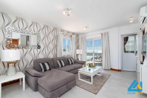 Villa Amaia by Villas Now Ltd