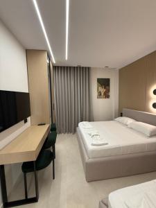 Maison Apartments
