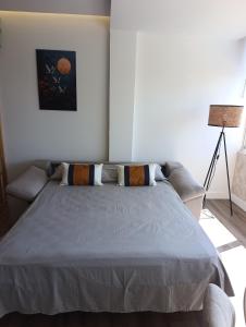 Estudio de diseño con vistas al mar