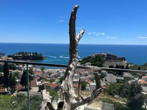 Skyline Sea View Apartment